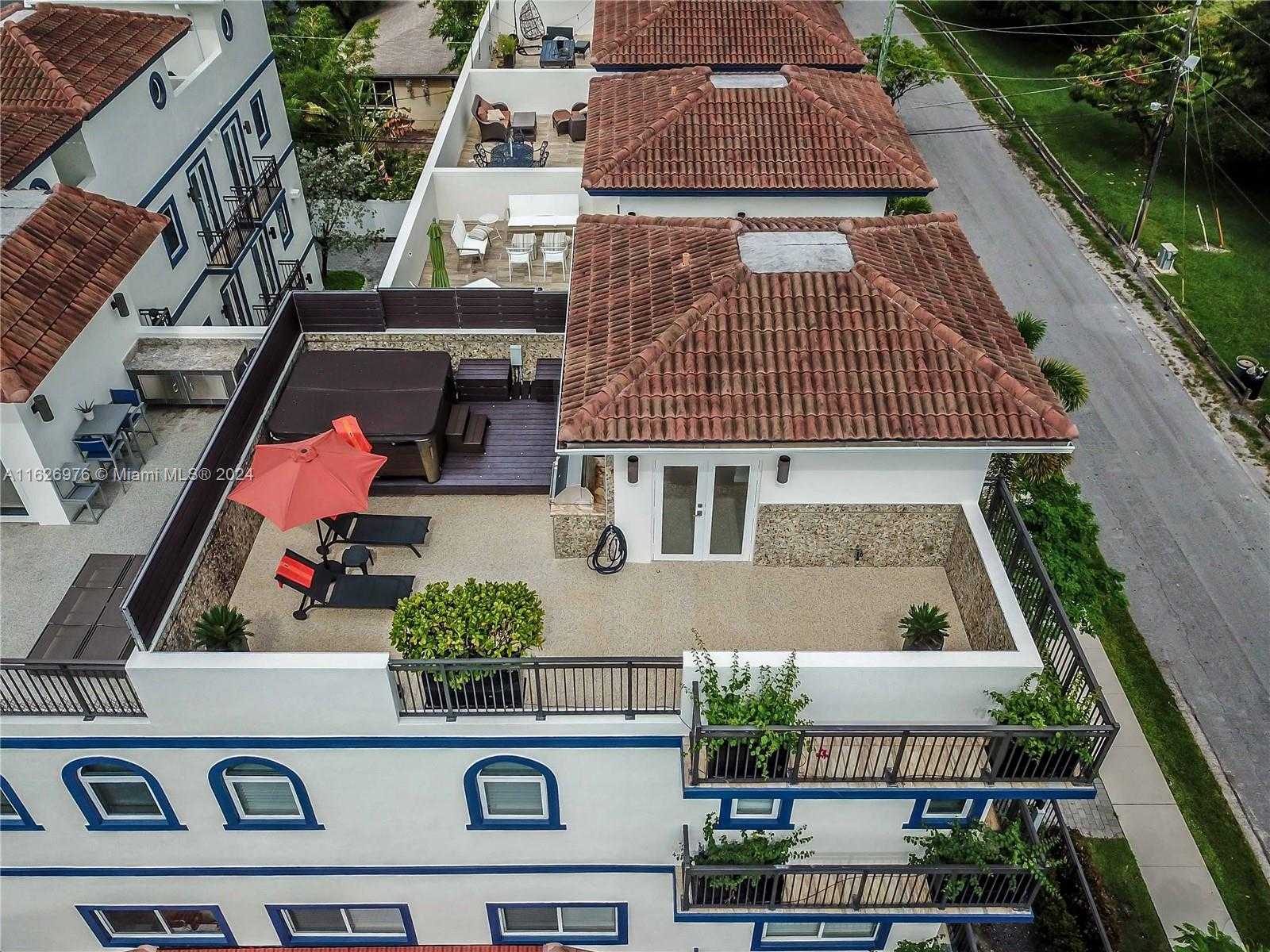 Small Image of 645 NORTH EAST 9TH AVE, Fort Lauderdale Number 11