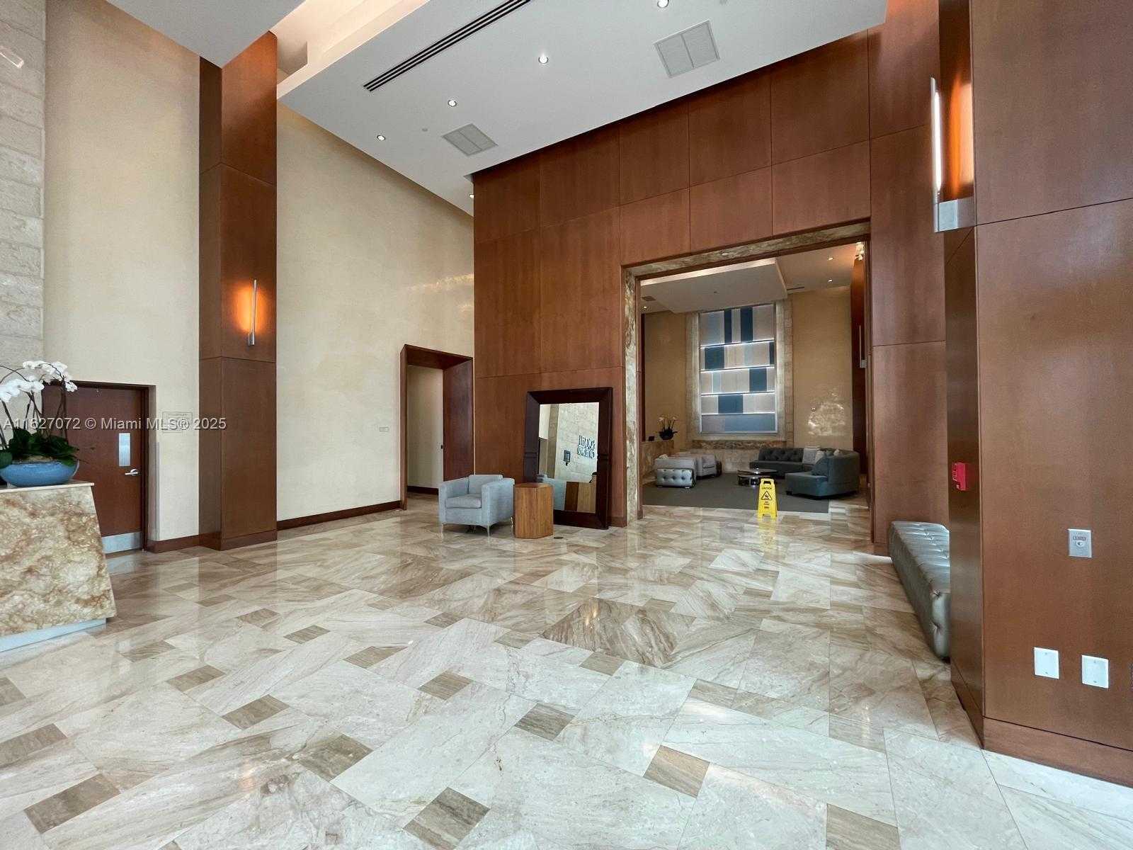 Small Image of 31 SOUTH EAST 5TH ST #3008, Miami Number 23