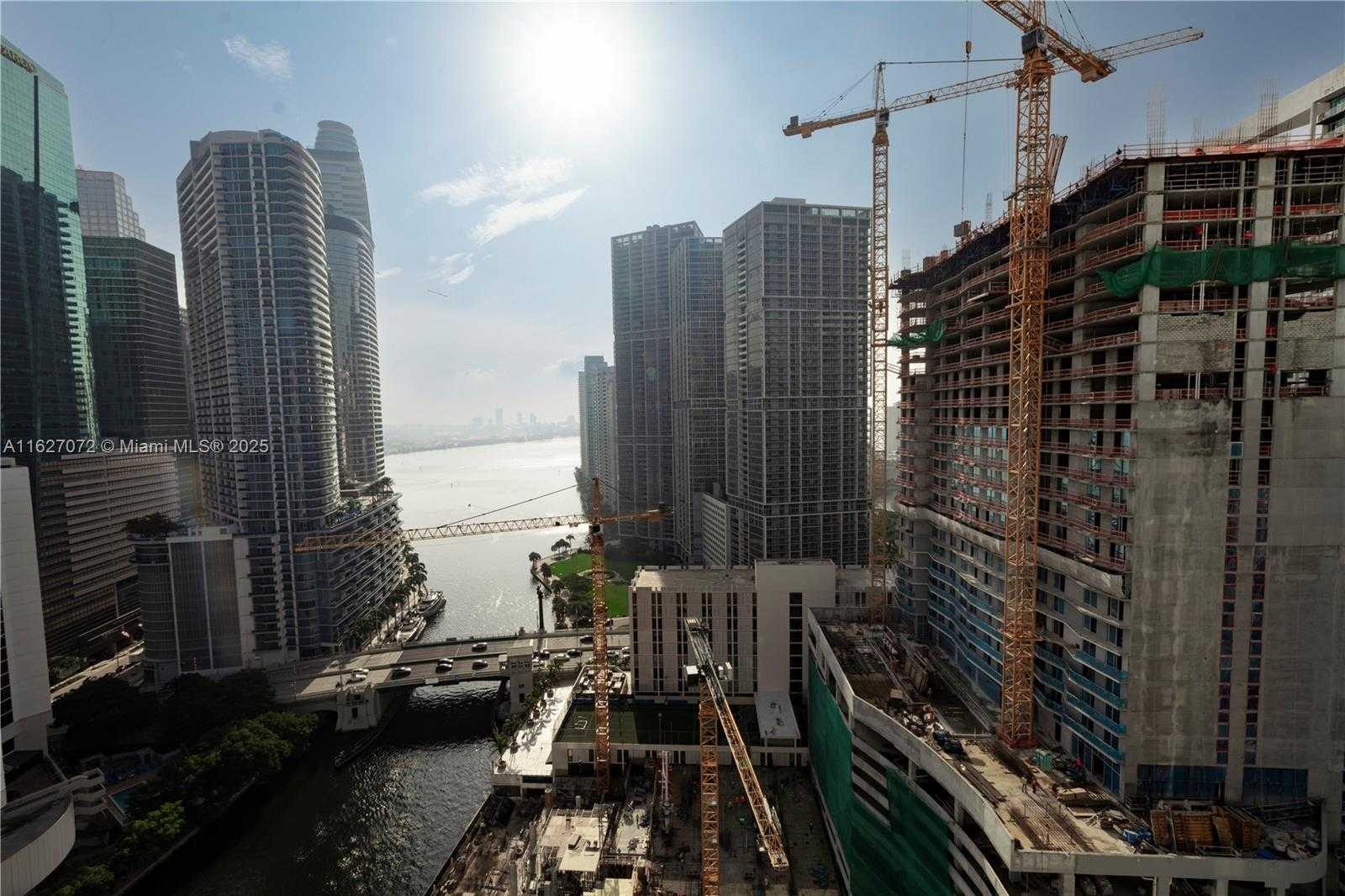 Small Image of 31 SOUTH EAST 5TH ST #3008, Miami Number 6