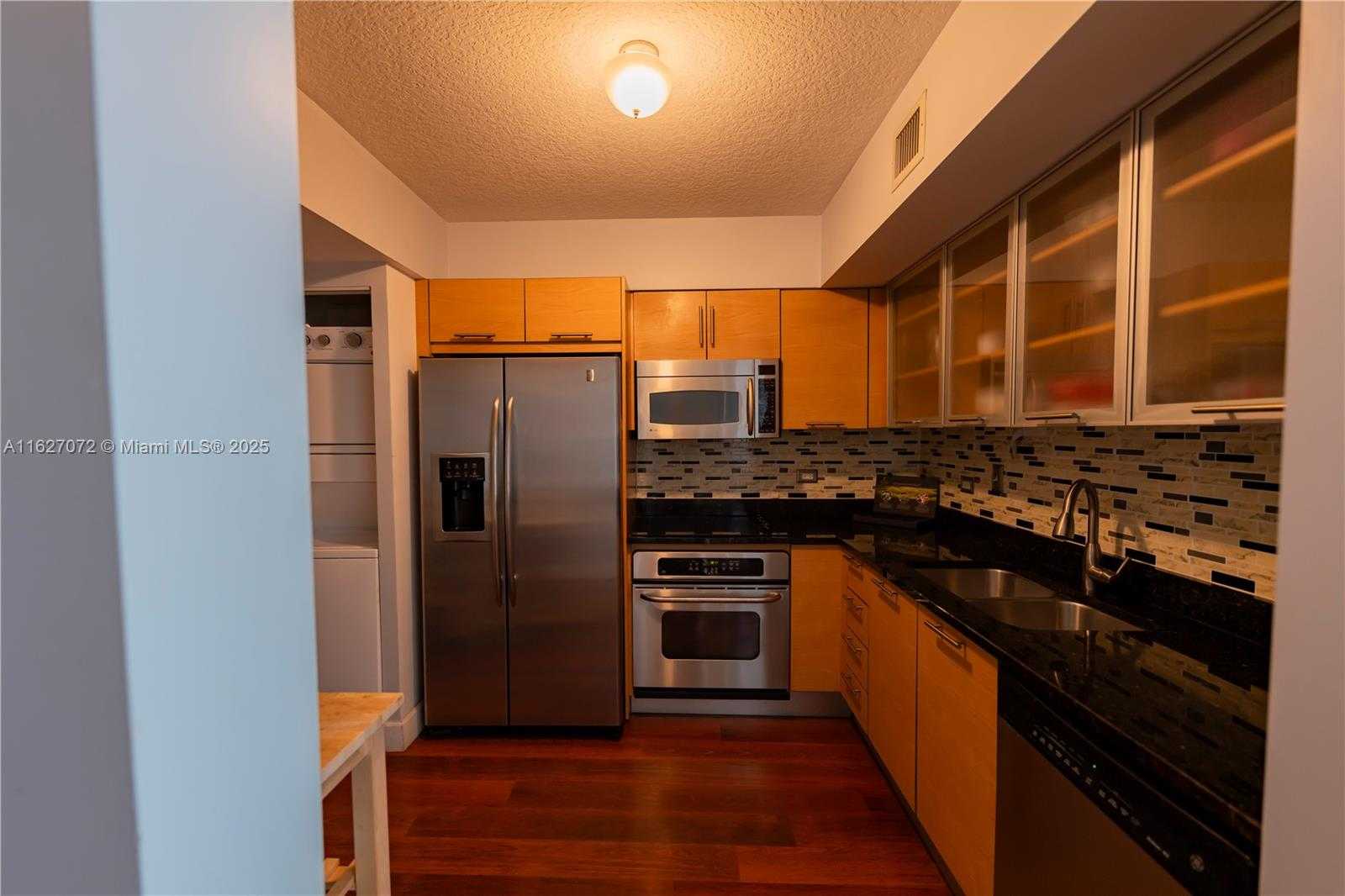 Small Image of 31 SOUTH EAST 5TH ST #3008, Miami Number 8