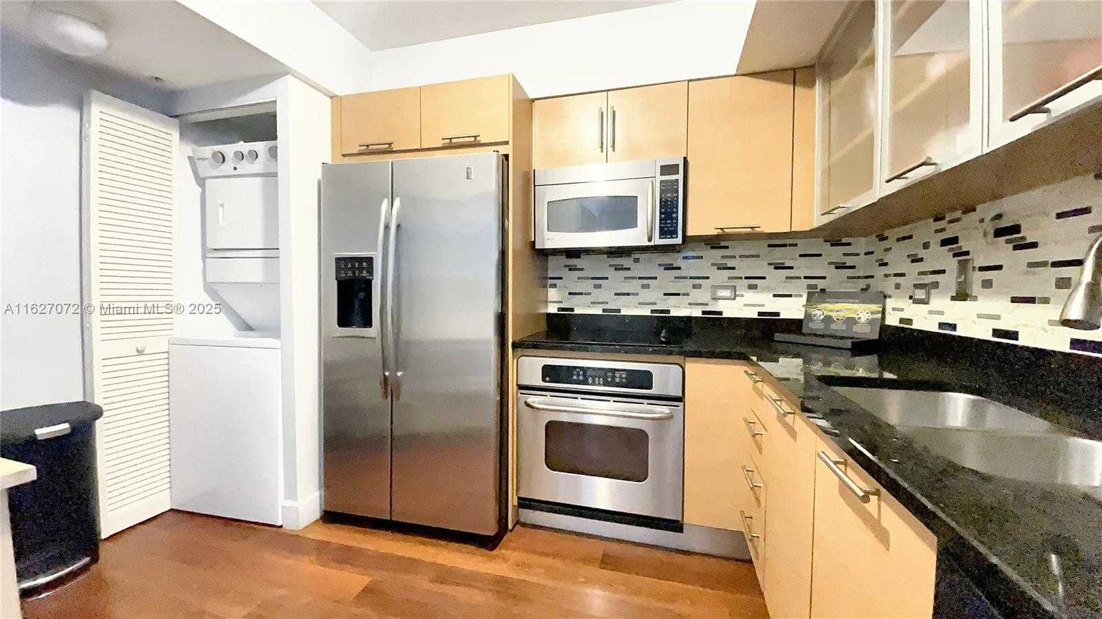Small Image of 31 SOUTH EAST 5TH ST #3008, Miami Number 9