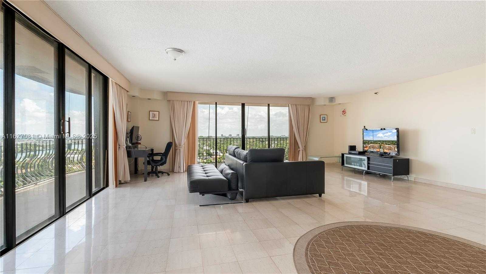 Small Image of 8877 COLLINS AVE #1107, Surfside Number 33