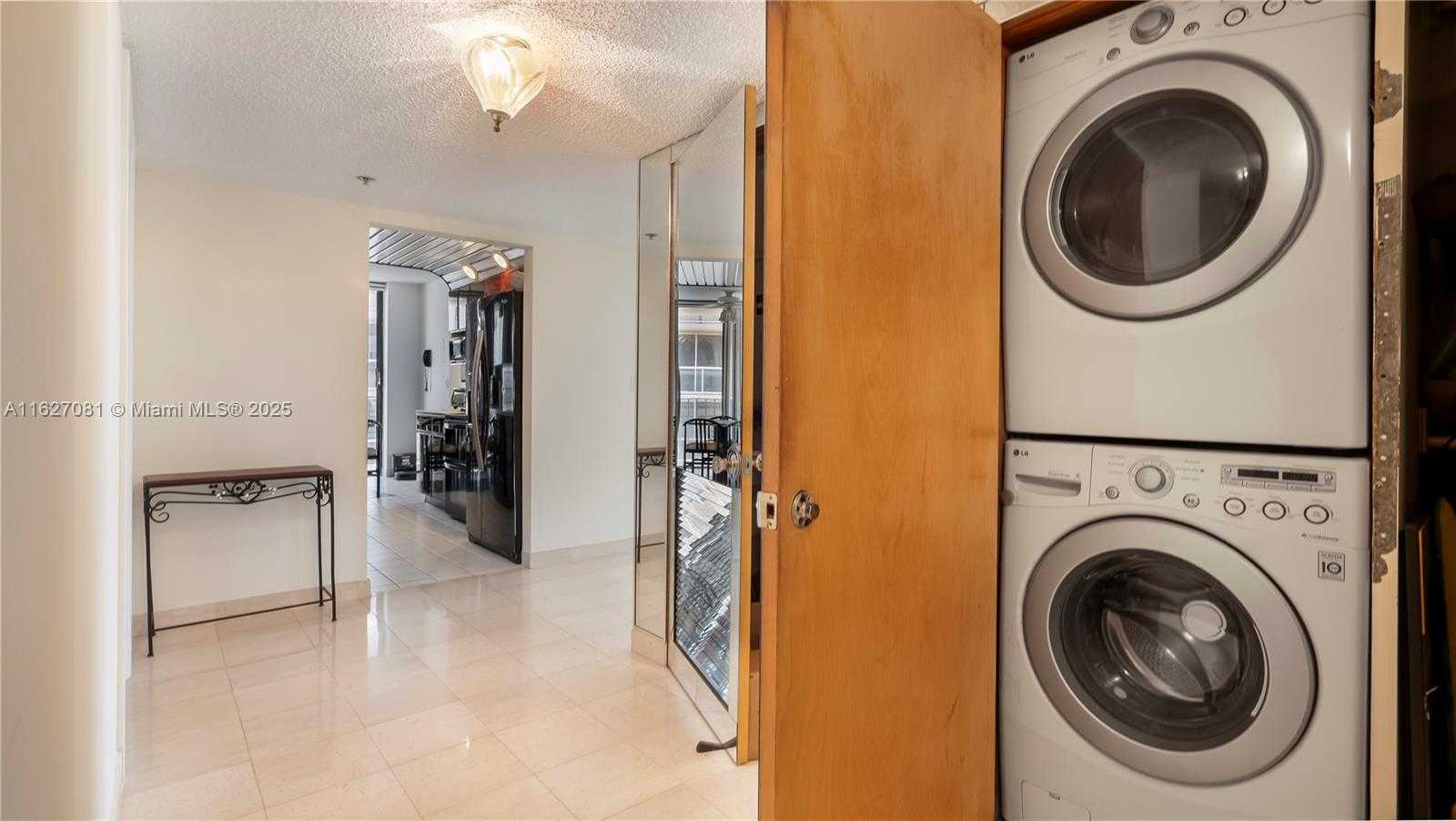 Small Image of 8877 COLLINS AVE #1107, Surfside Number 36