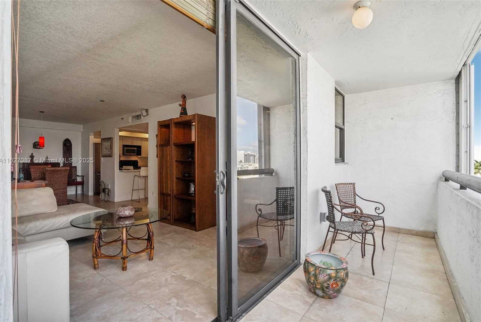 Small Image of 1775 WASHINGTON AVE #7C, Miami Beach Number 39