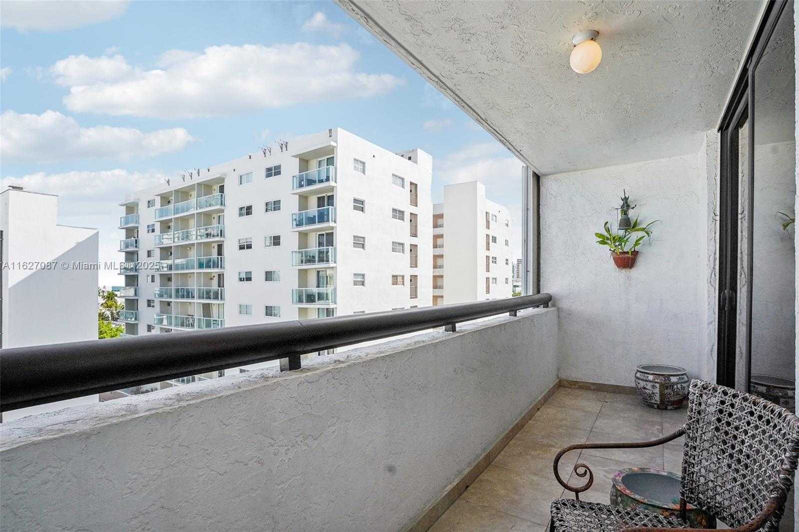 Small Image of 1775 WASHINGTON AVE #7C, Miami Beach Number 44