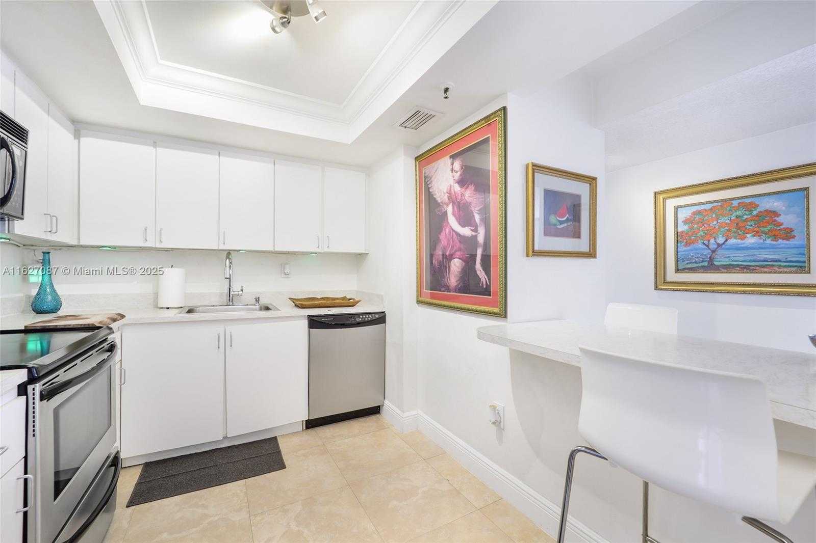 Small Image of 1775 WASHINGTON AVE #7C, Miami Beach Number 5