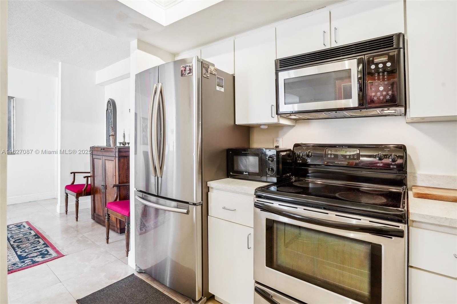Small Image of 1775 WASHINGTON AVE #7C, Miami Beach Number 6