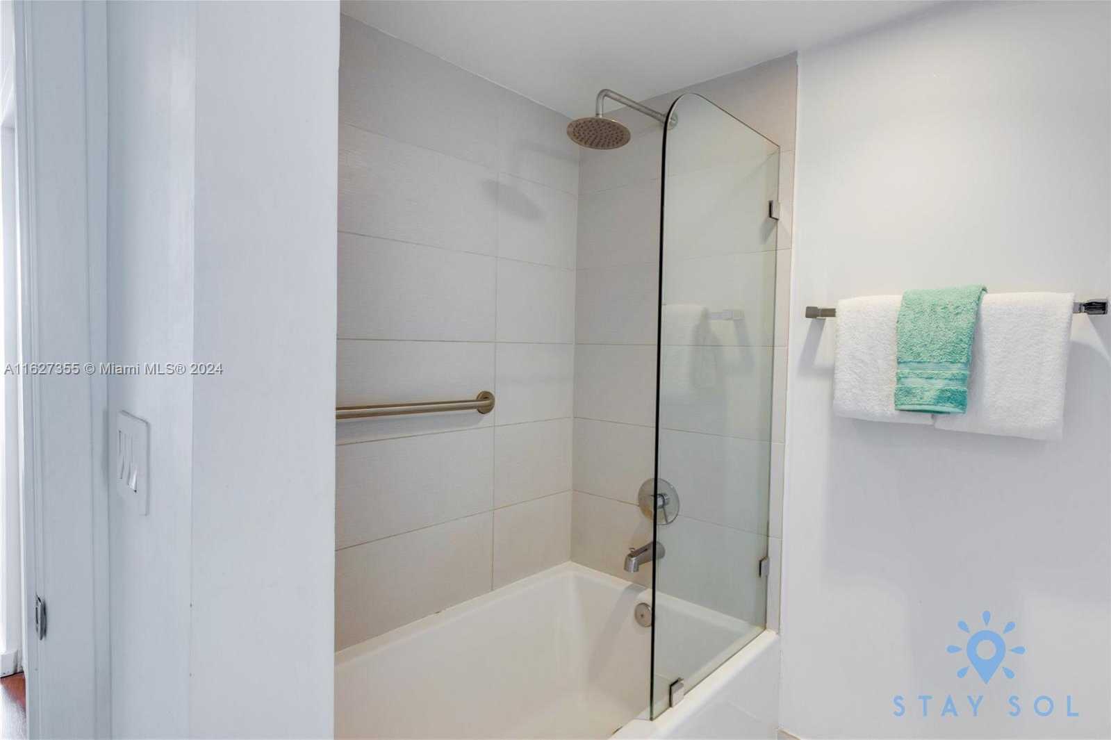 Small Image of 2602 EAST HALLANDALE BEACH BLVD #R2009, Hallandale Beach Number 16