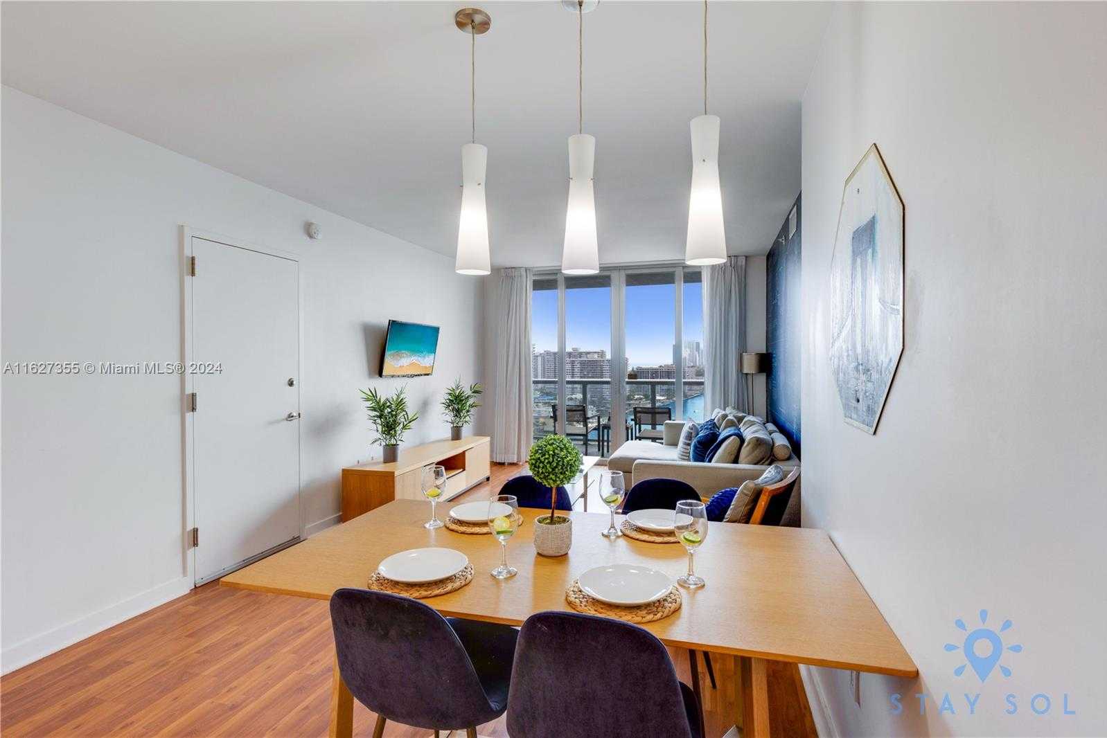 Small Image of 2602 EAST HALLANDALE BEACH BLVD #R2009, Hallandale Beach Number 4