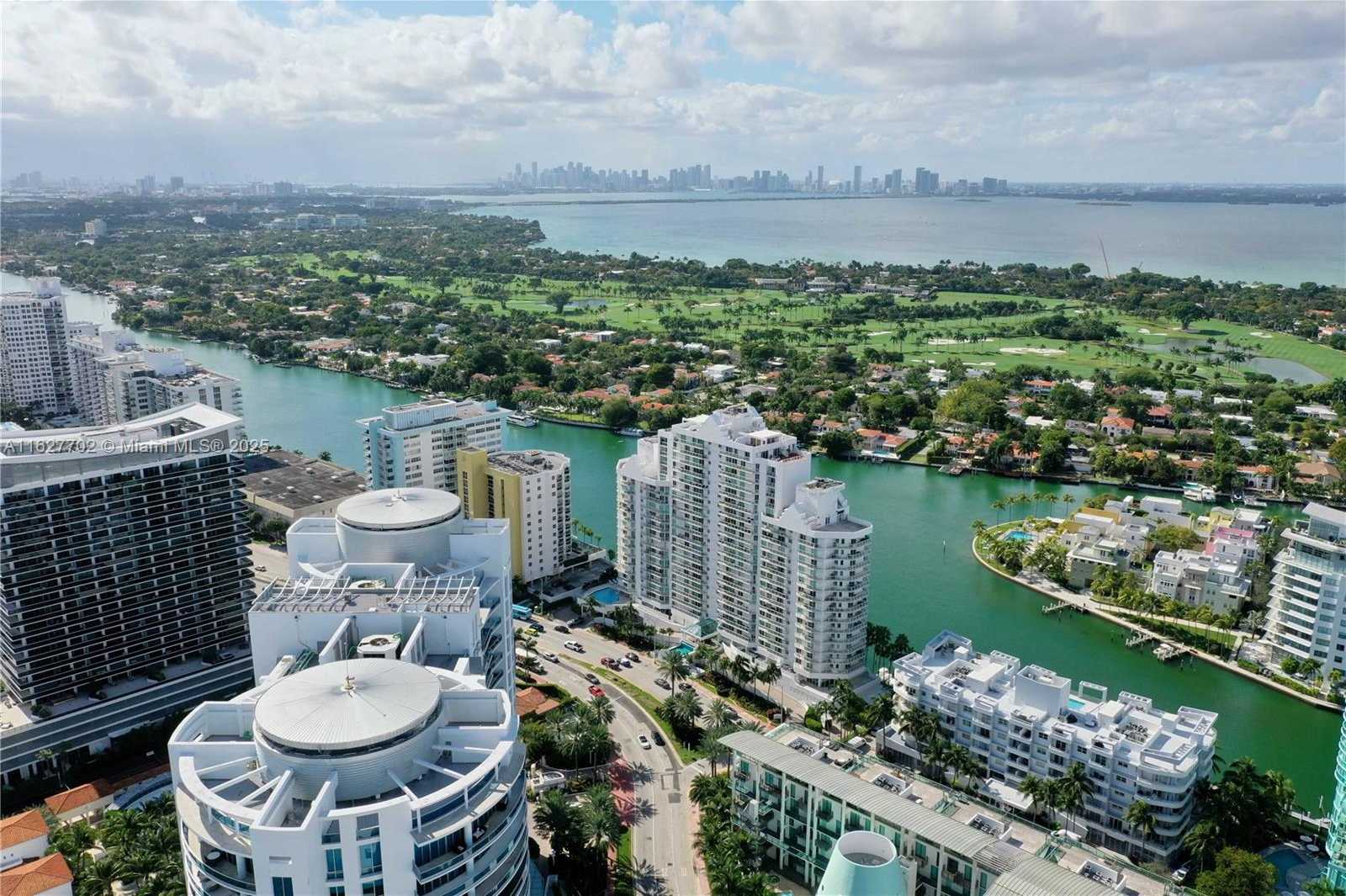 Small Image of 6039 COLLINS AVE #1728, Miami Beach Number 26