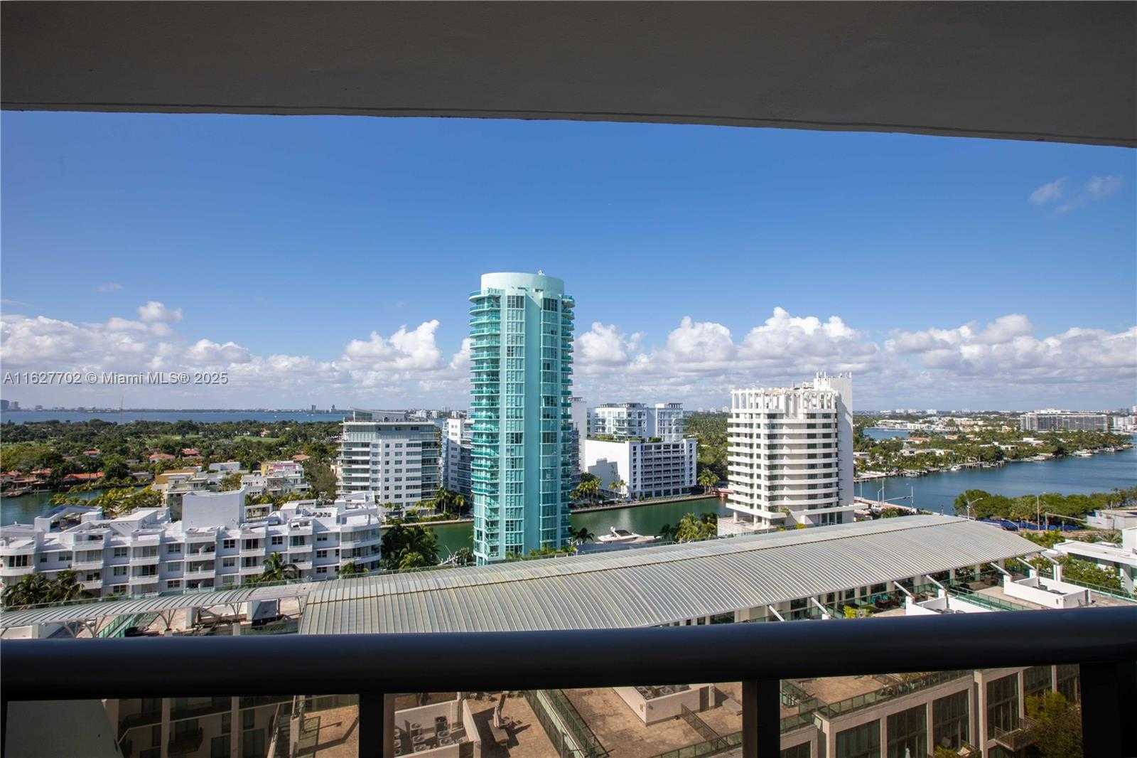 Small Image of 6039 COLLINS AVE #1728, Miami Beach Number 4