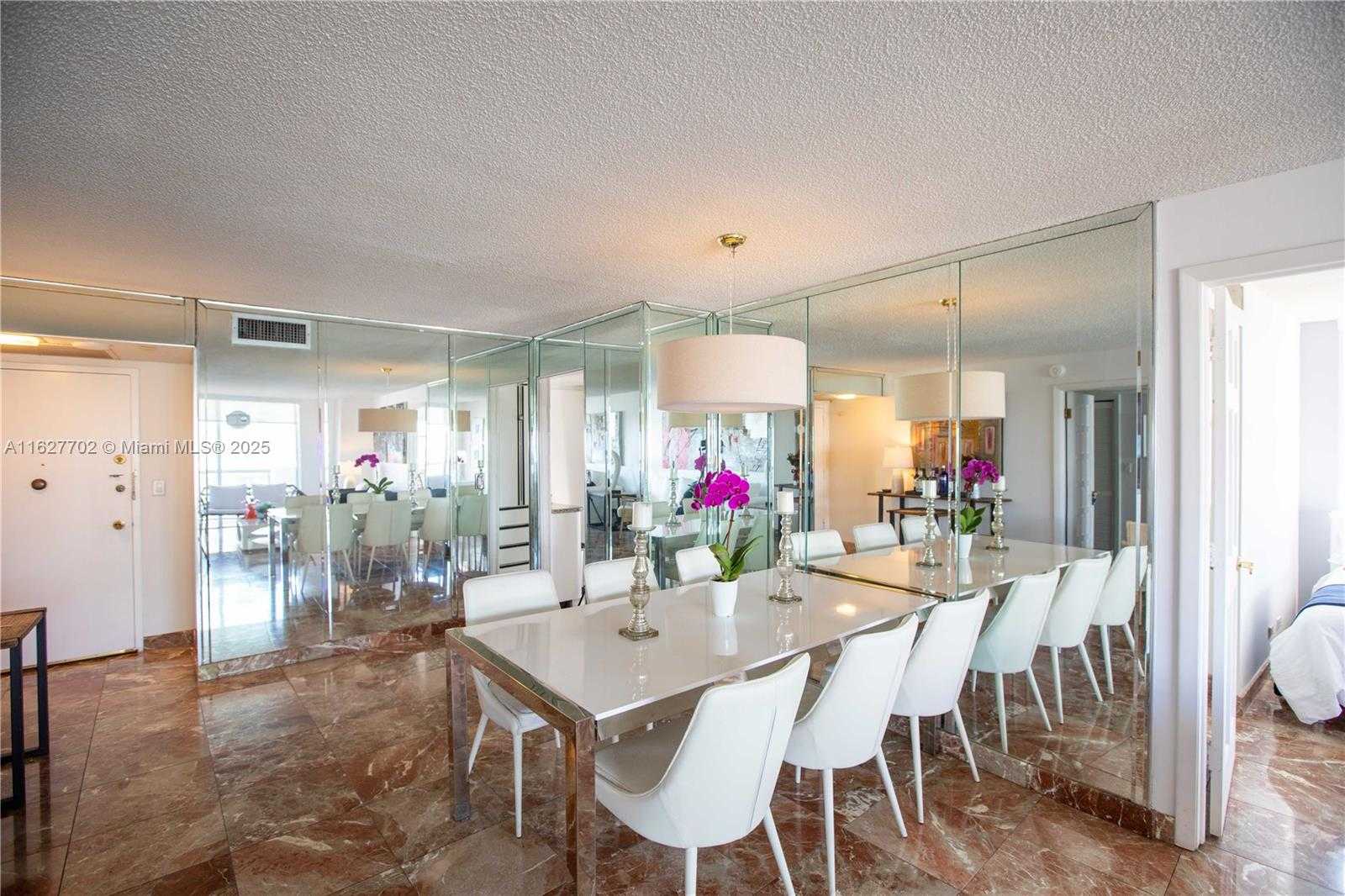 Small Image of 6039 COLLINS AVE #1728, Miami Beach Number 7