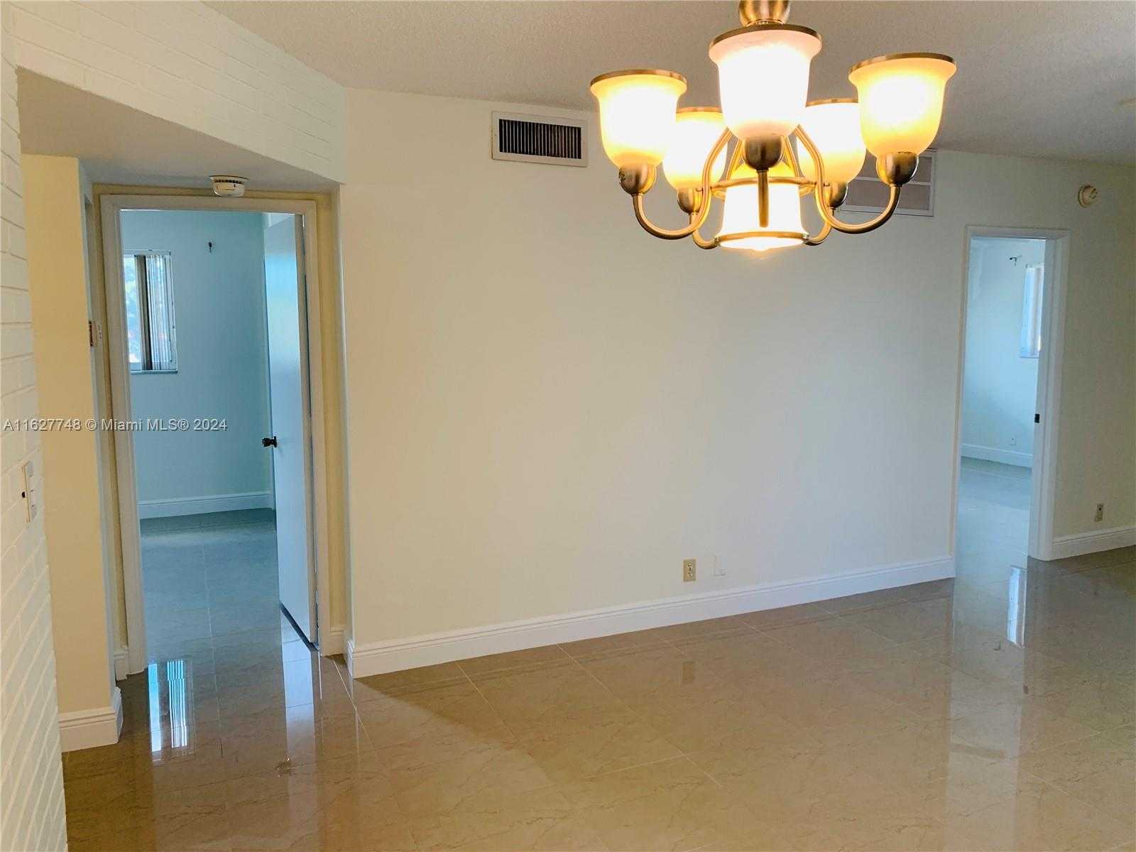 Small Image of 251 SOUTH CYPRESS RD #125, Pompano Beach Number 10