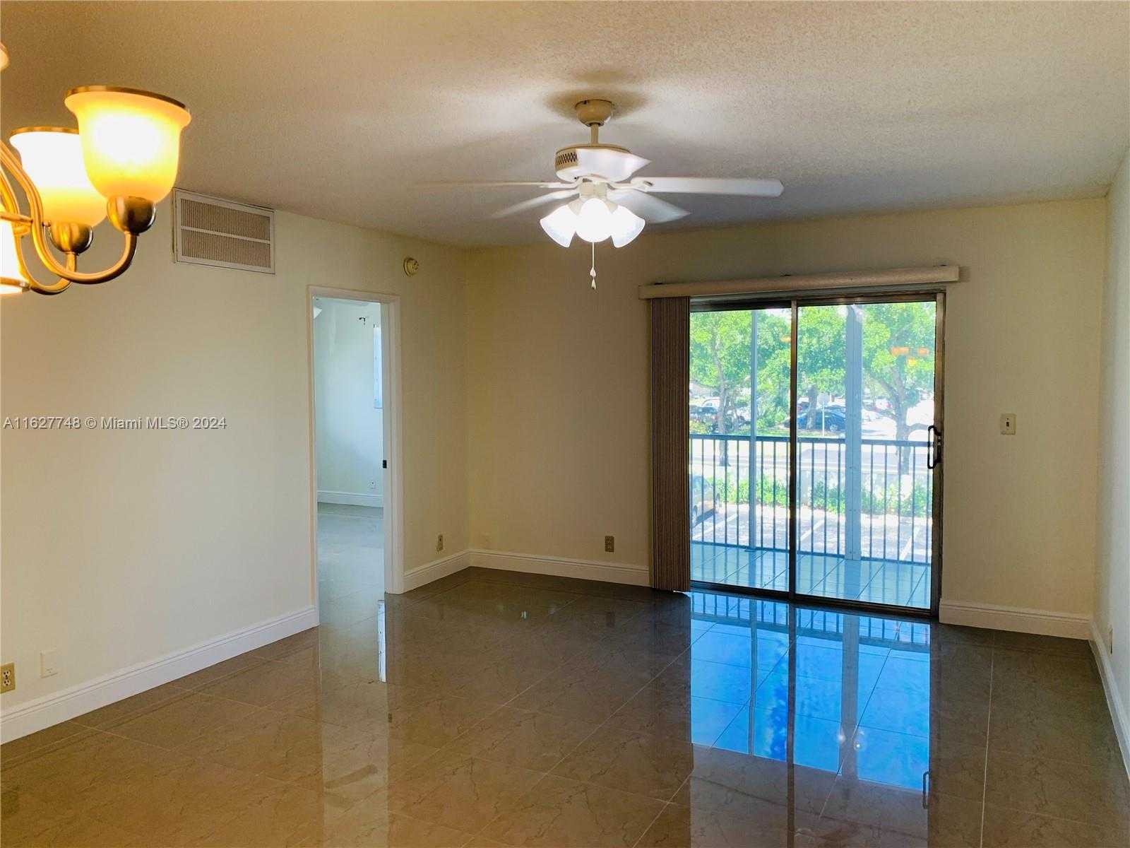 Small Image of 251 SOUTH CYPRESS RD #125, Pompano Beach Number 6