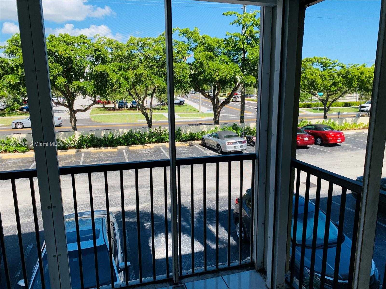 Small Image of 251 SOUTH CYPRESS RD #125, Pompano Beach Number 9