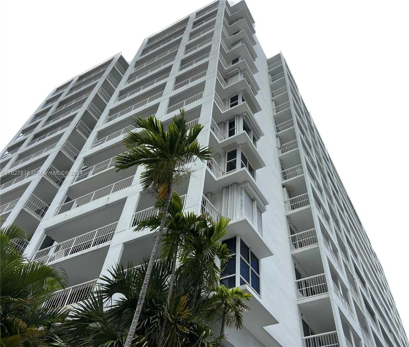 Small Image of 9341 COLLINS AVE #503, Surfside Number 3