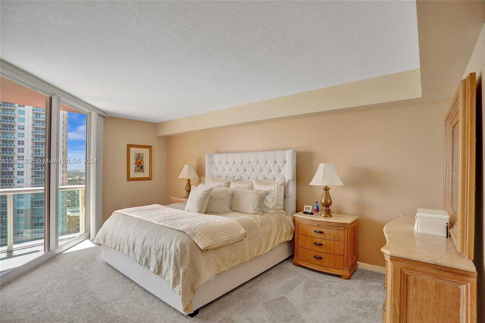 Small Image of 3370 HIDDEN BAY DR #2114, Aventura Number 15