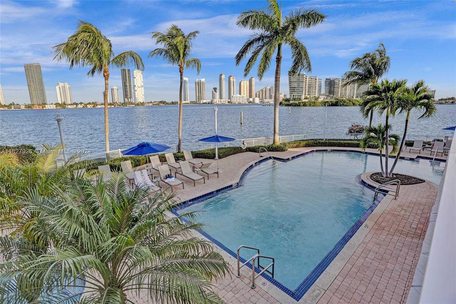 Small Image of 3370 HIDDEN BAY DR #2114, Aventura Number 31