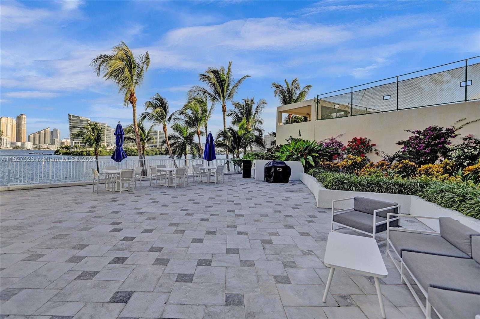 Small Image of 3370 HIDDEN BAY DR #2114, Aventura Number 35