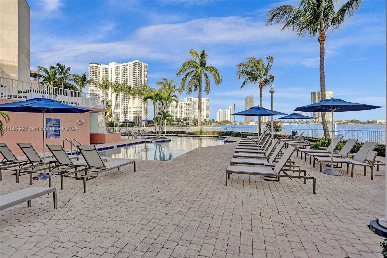 Small Image of 3370 HIDDEN BAY DR #2114, Aventura Number 37