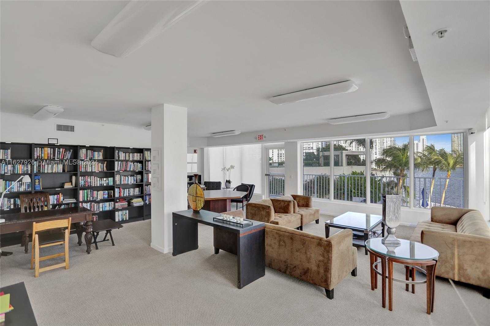 Small Image of 3370 HIDDEN BAY DR #2114, Aventura Number 48