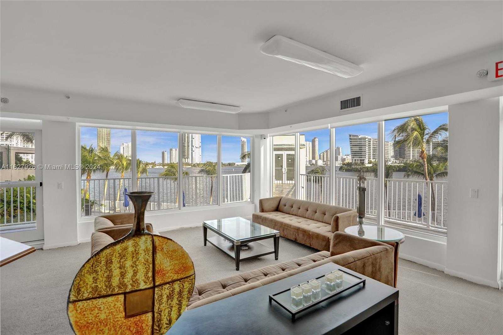 Small Image of 3370 HIDDEN BAY DR #2114, Aventura Number 49