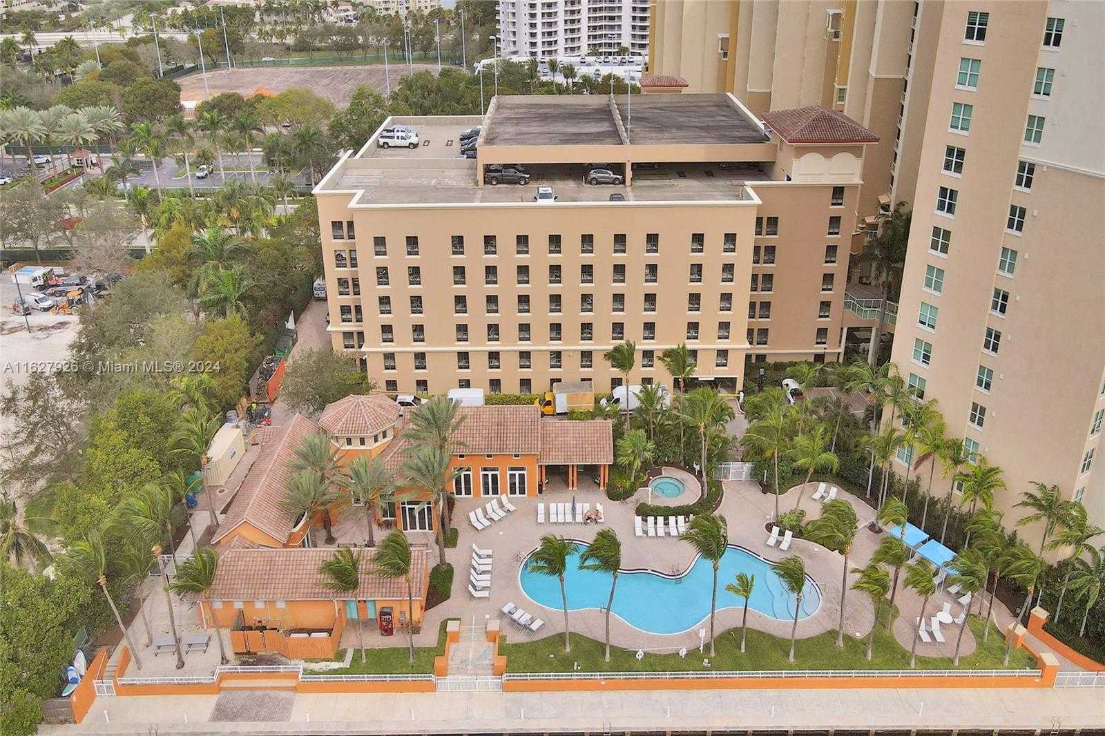 Small Image of 3370 HIDDEN BAY DR #2114, Aventura Number 53