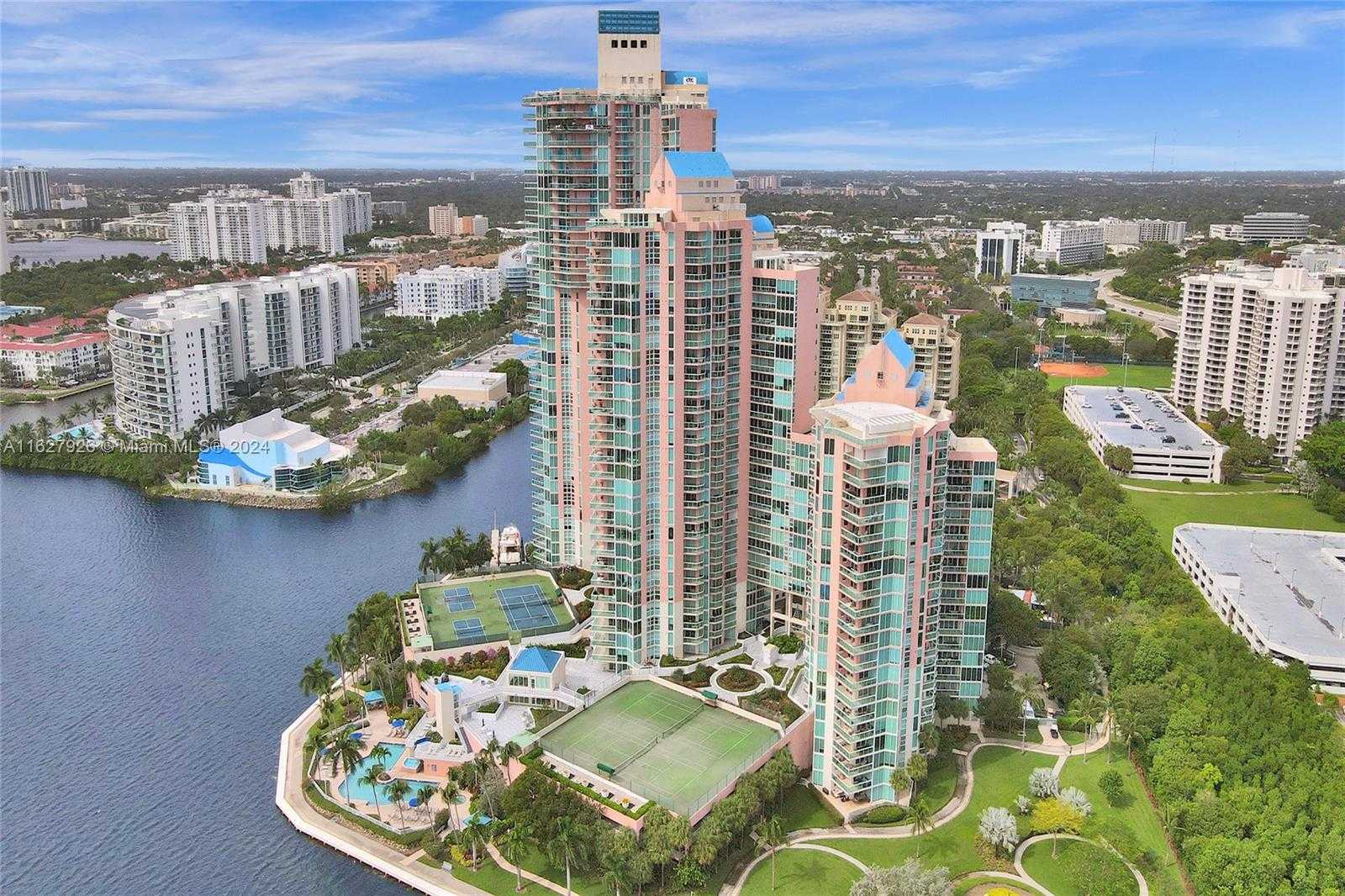 Small Image of 3370 HIDDEN BAY DR #2114, Aventura Number 56