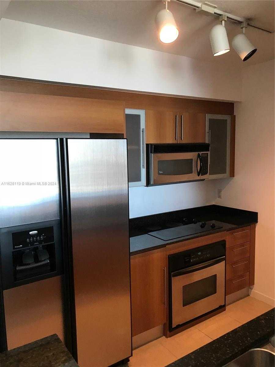 Small Image of 325 SOUTH BISCAYNE BLVD #3718, Miami Number 10