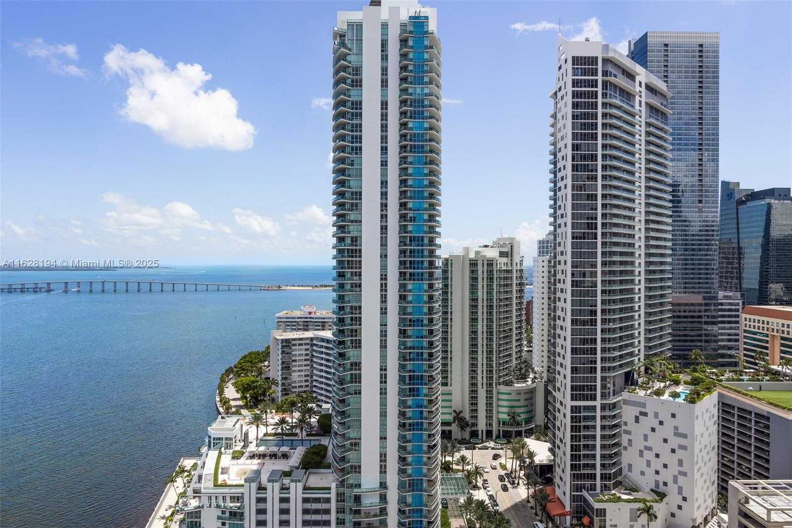 Small Image of 1155 BRICKELL BAY DR #2907, Miami Number 15