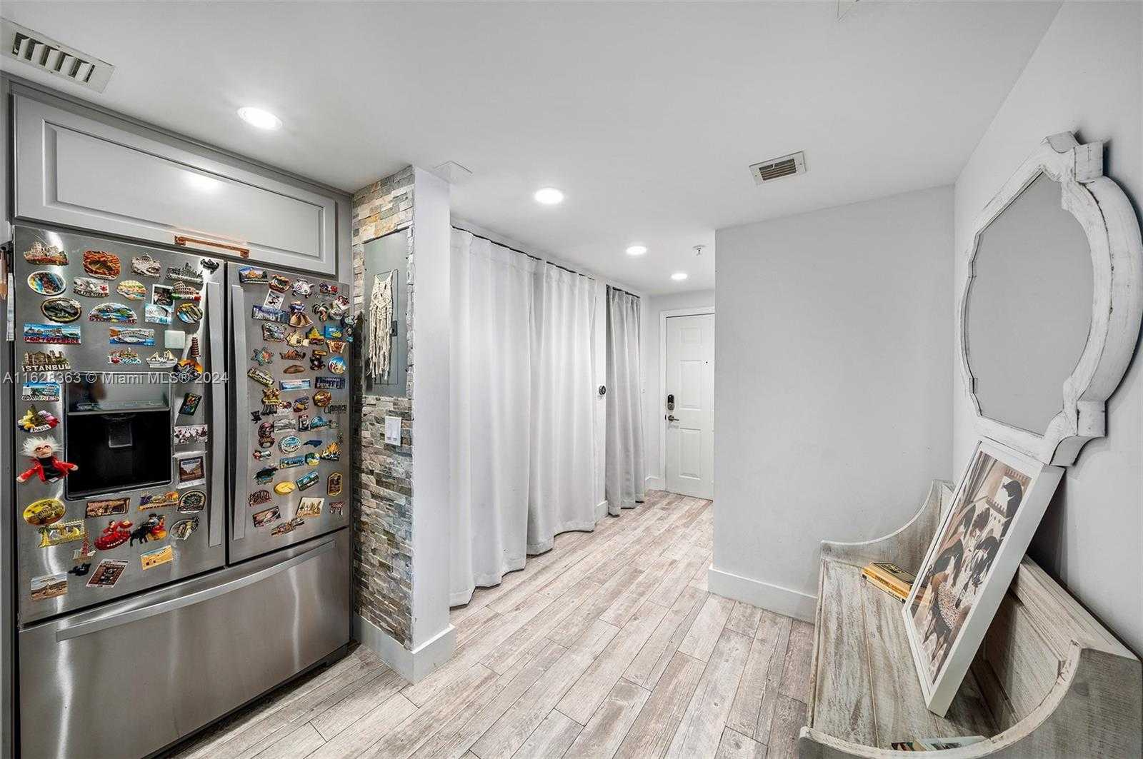 Small Image of 275 NORTH EAST 18TH ST #1208, Miami Number 10