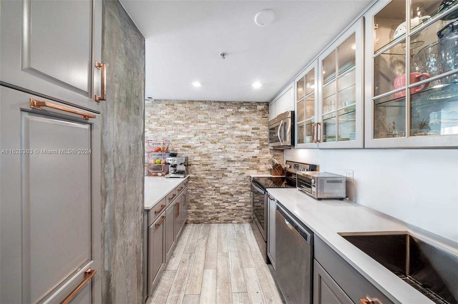 Small Image of 275 NORTH EAST 18TH ST #1208, Miami Number 12