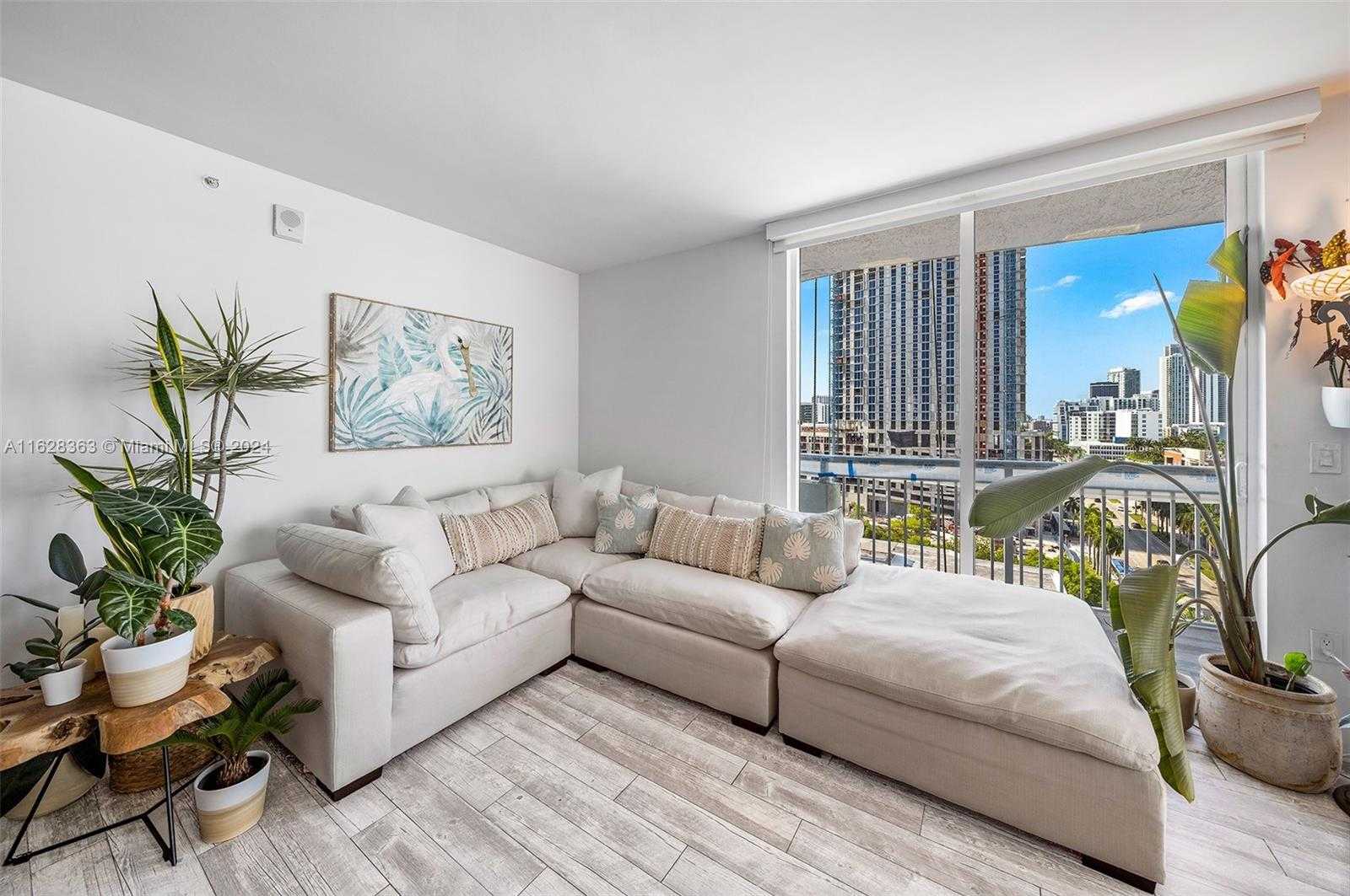 Small Image of 275 NORTH EAST 18TH ST #1208, Miami Number 22