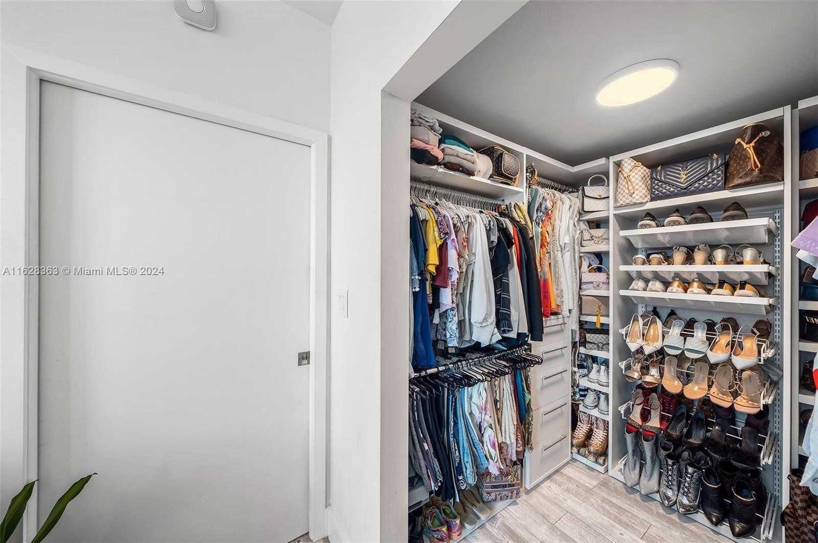 Small Image of 275 NORTH EAST 18TH ST #1208, Miami Number 30