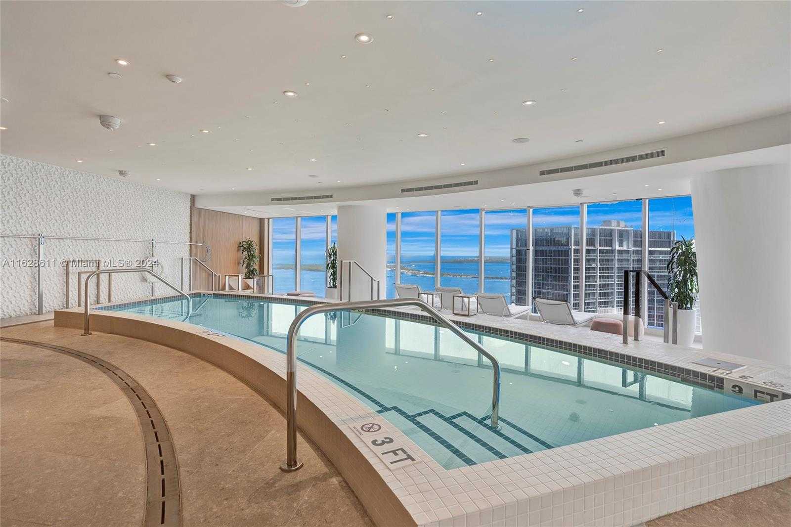 Small Image of 300 BISCAYNE BLVD WAY #1607, Miami Number 43