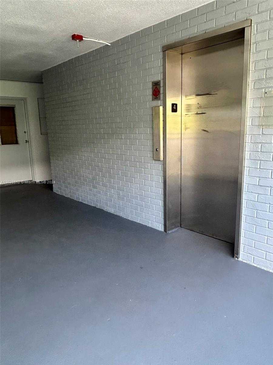 Small Image of 3600 NORTH EAST 170TH ST #411, North Miami Beach Number 2