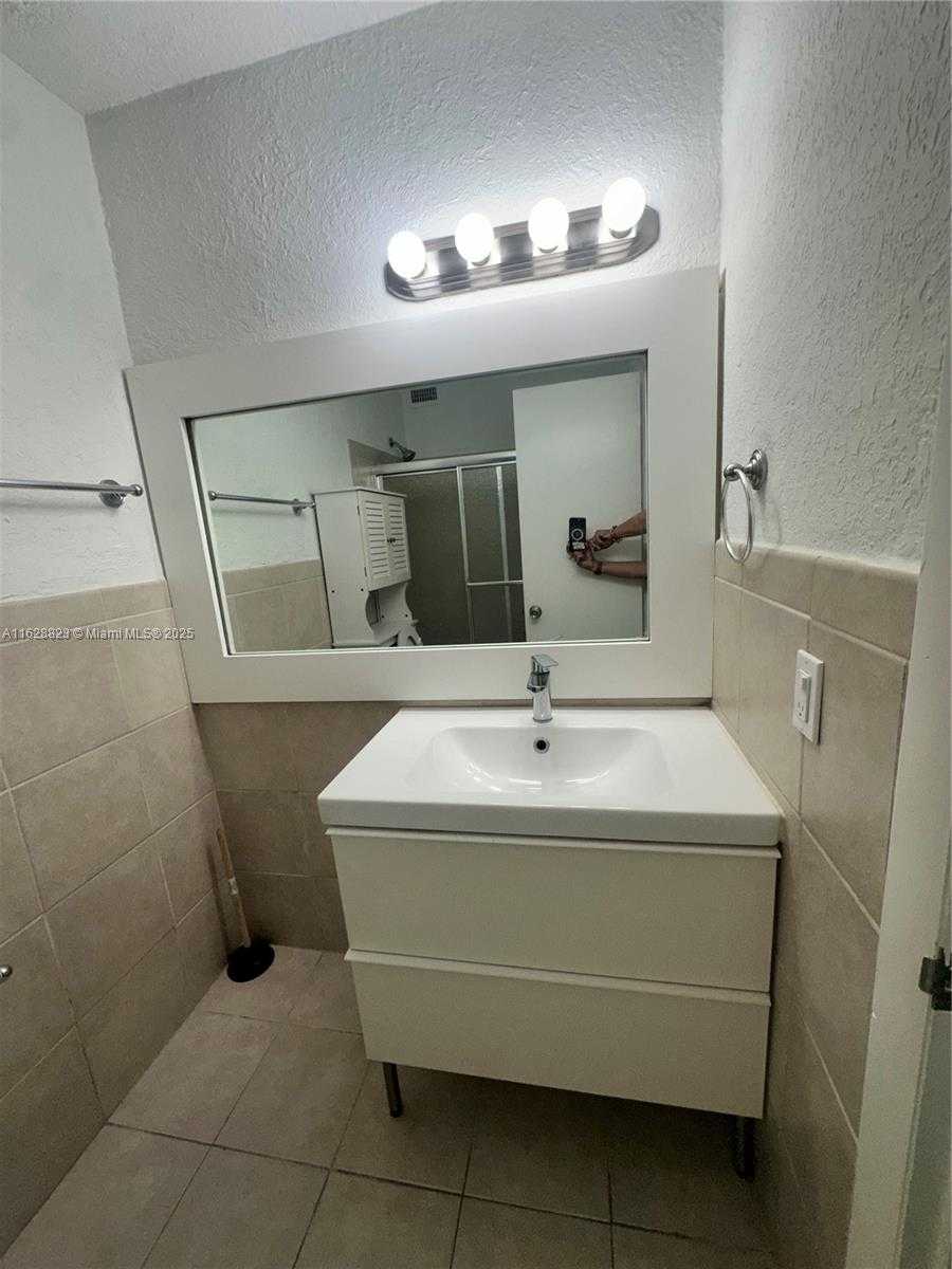 Small Image of 8600 SOUTH WEST 67TH AVE #908, Pinecrest Number 10
