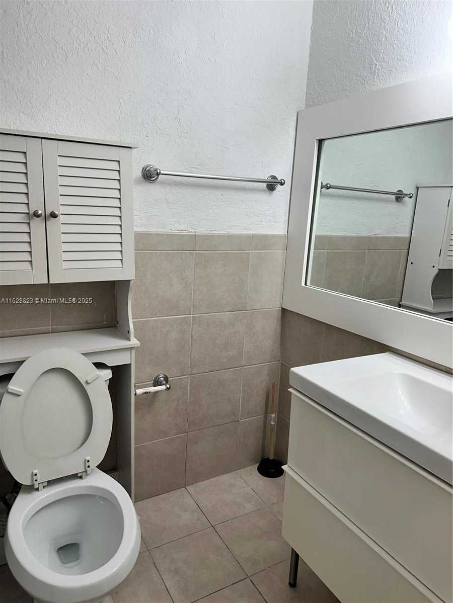 Small Image of 8600 SOUTH WEST 67TH AVE #908, Pinecrest Number 11