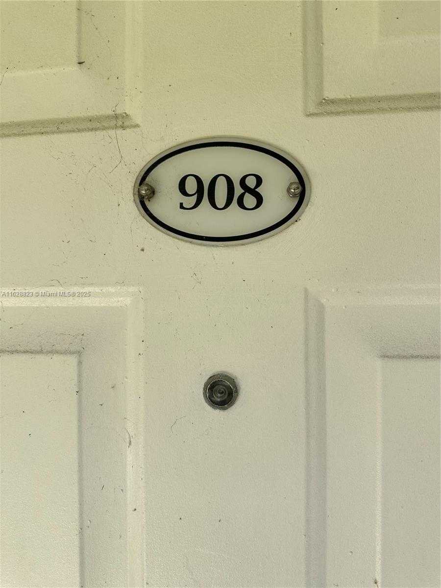 Small Image of 8600 SOUTH WEST 67TH AVE #908, Pinecrest Number 5