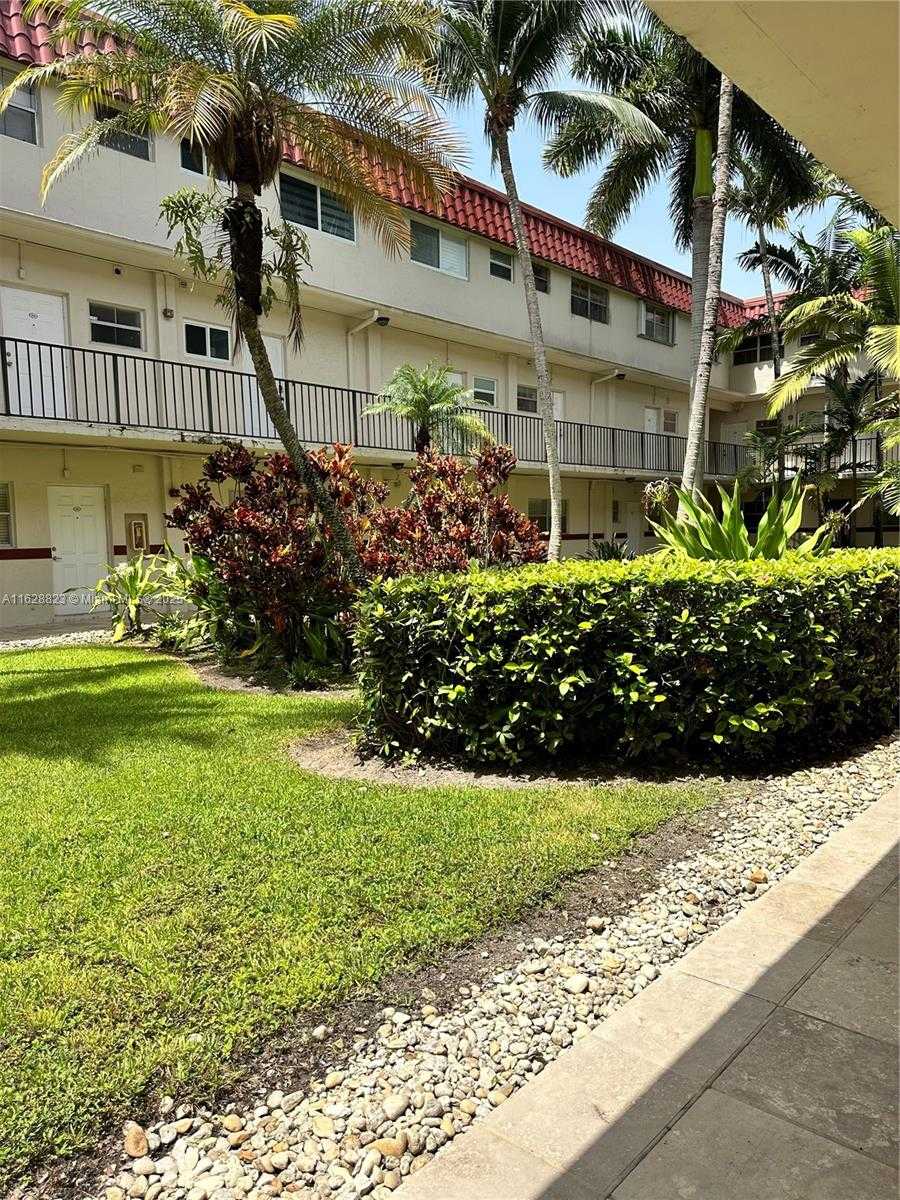 Small Image of 8600 SOUTH WEST 67TH AVE #908, Pinecrest Number 7