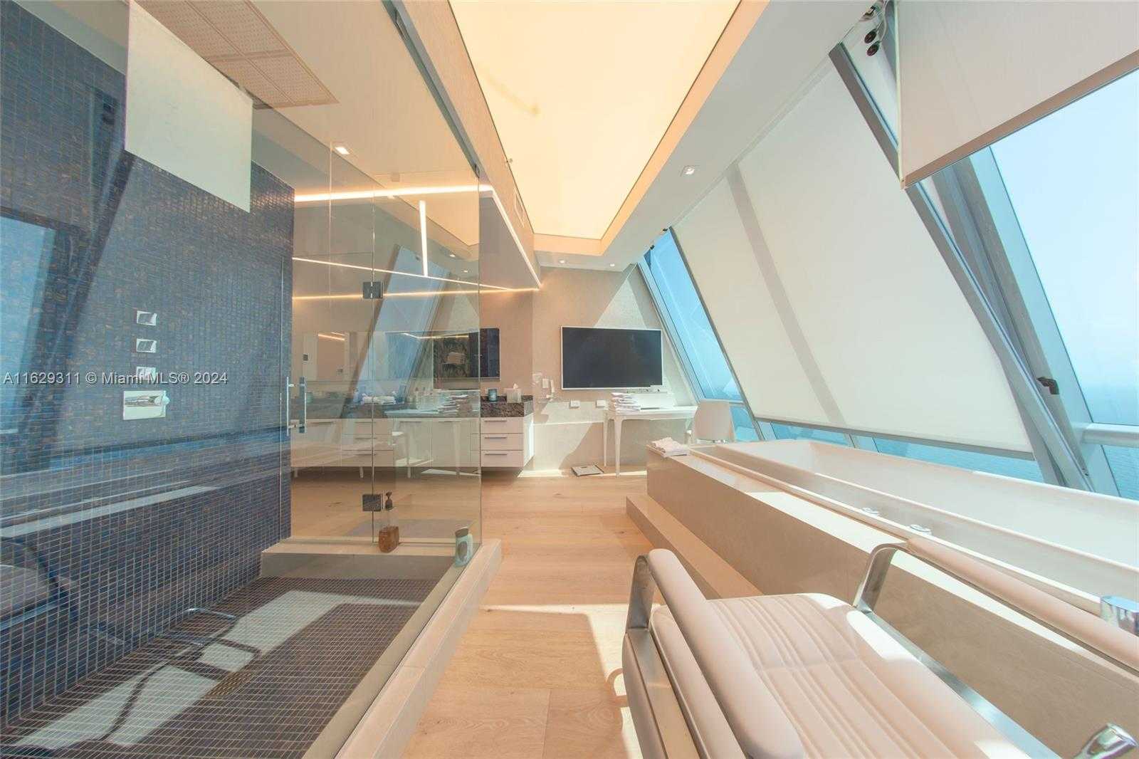 Small Image of 17121 COLLINS AVE #PH4803, Sunny Isles Beach Number 37