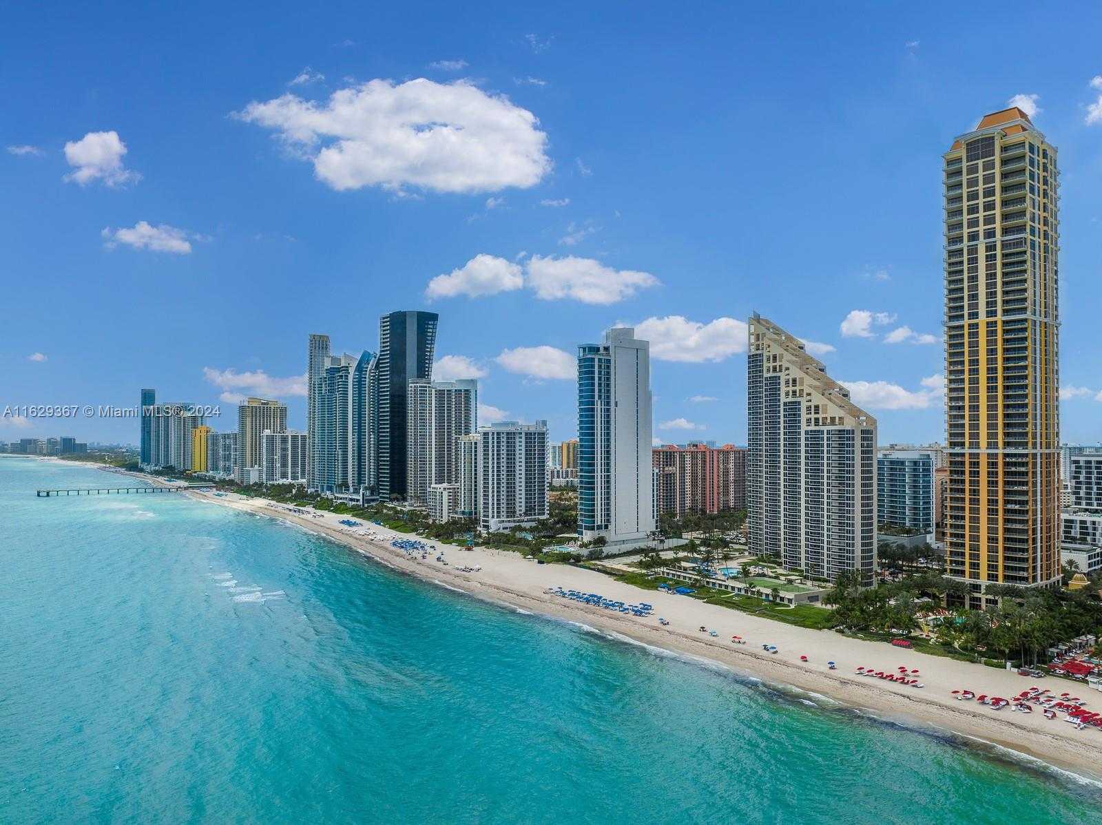 Small Image of 17749 Collins Ave, Sunny Isles Beach, FL 33160, USA Number 2
