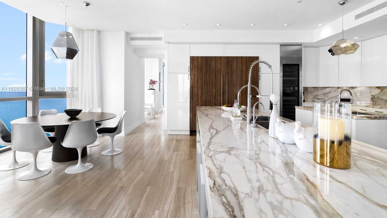Small Image of 17749 Collins Ave, Sunny Isles Beach, FL 33160, USA Number 26