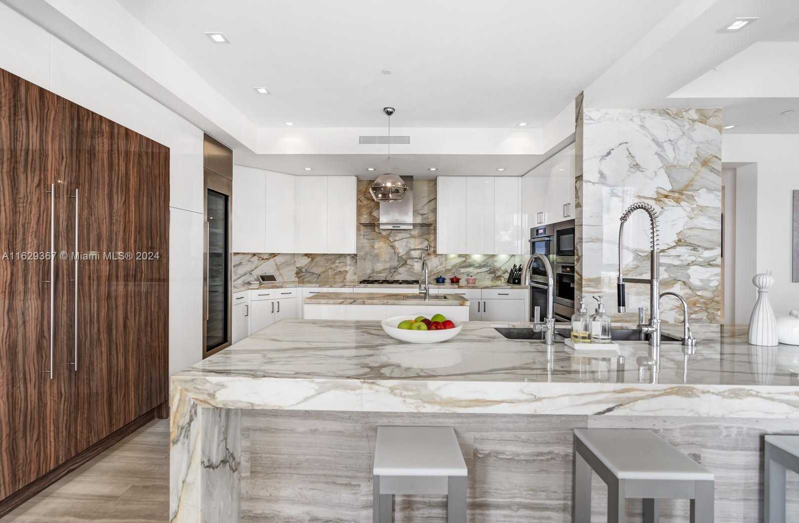 Small Image of 17749 Collins Ave, Sunny Isles Beach, FL 33160, USA Number 28