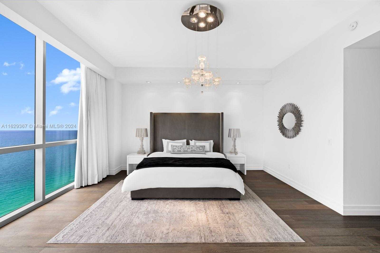 Small Image of 17749 Collins Ave, Sunny Isles Beach, FL 33160, USA Number 32