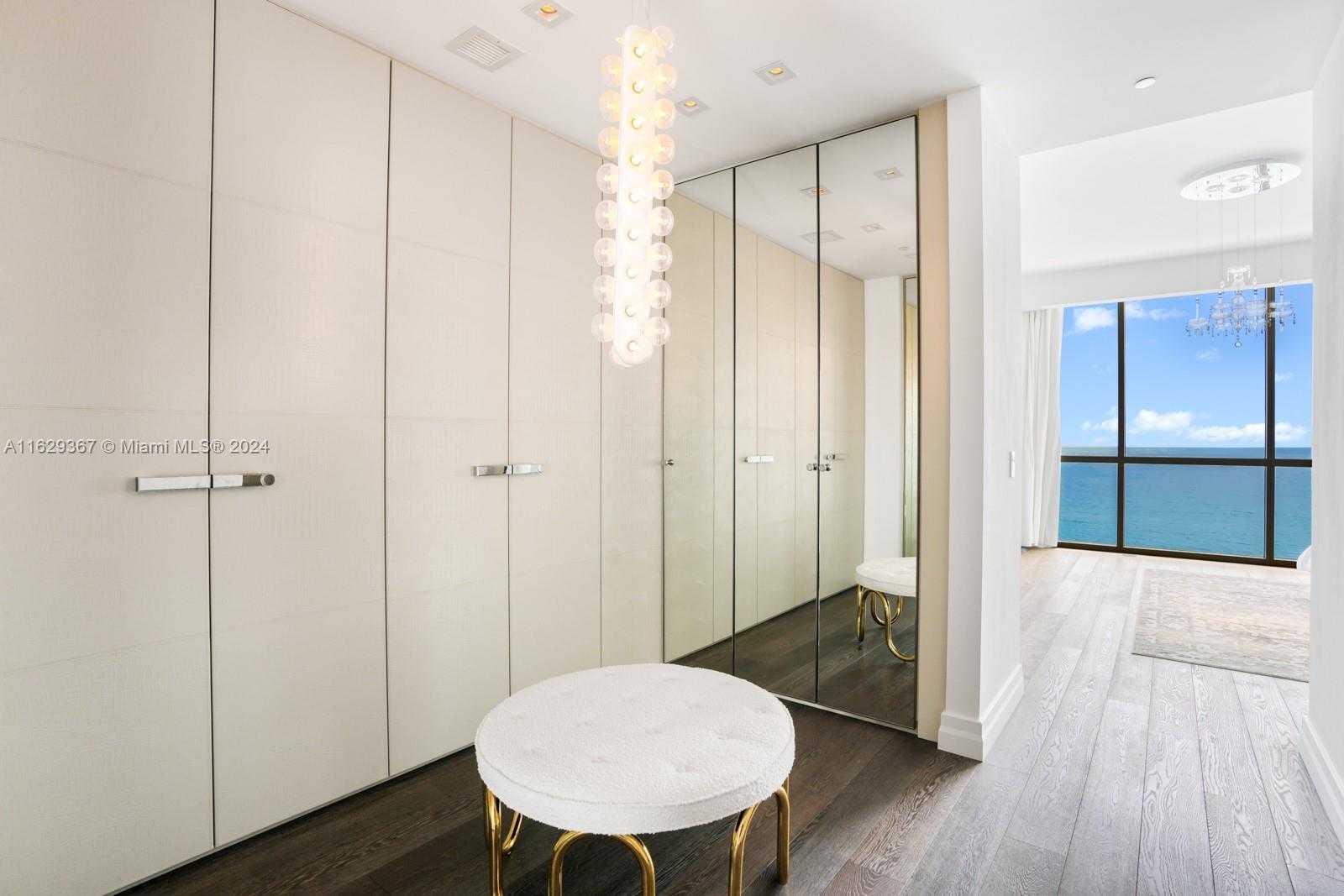 Small Image of 17749 Collins Ave, Sunny Isles Beach, FL 33160, USA Number 40