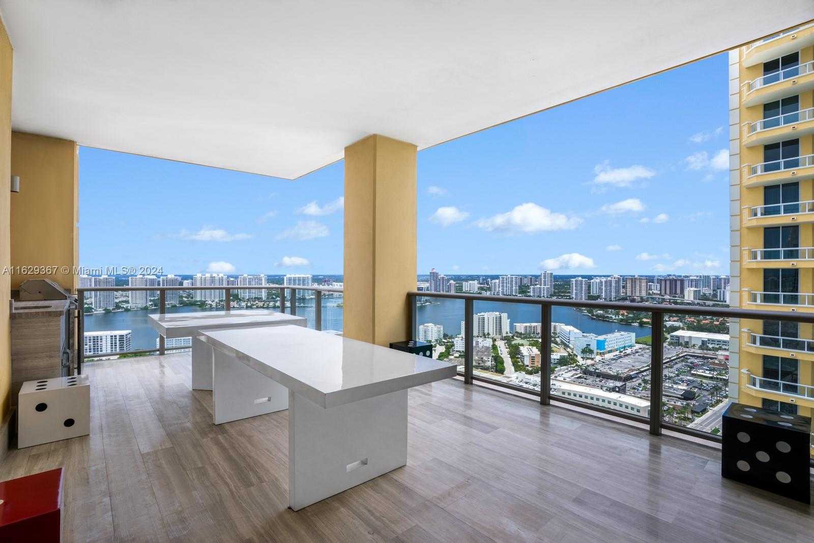 Small Image of 17749 Collins Ave, Sunny Isles Beach, FL 33160, USA Number 48