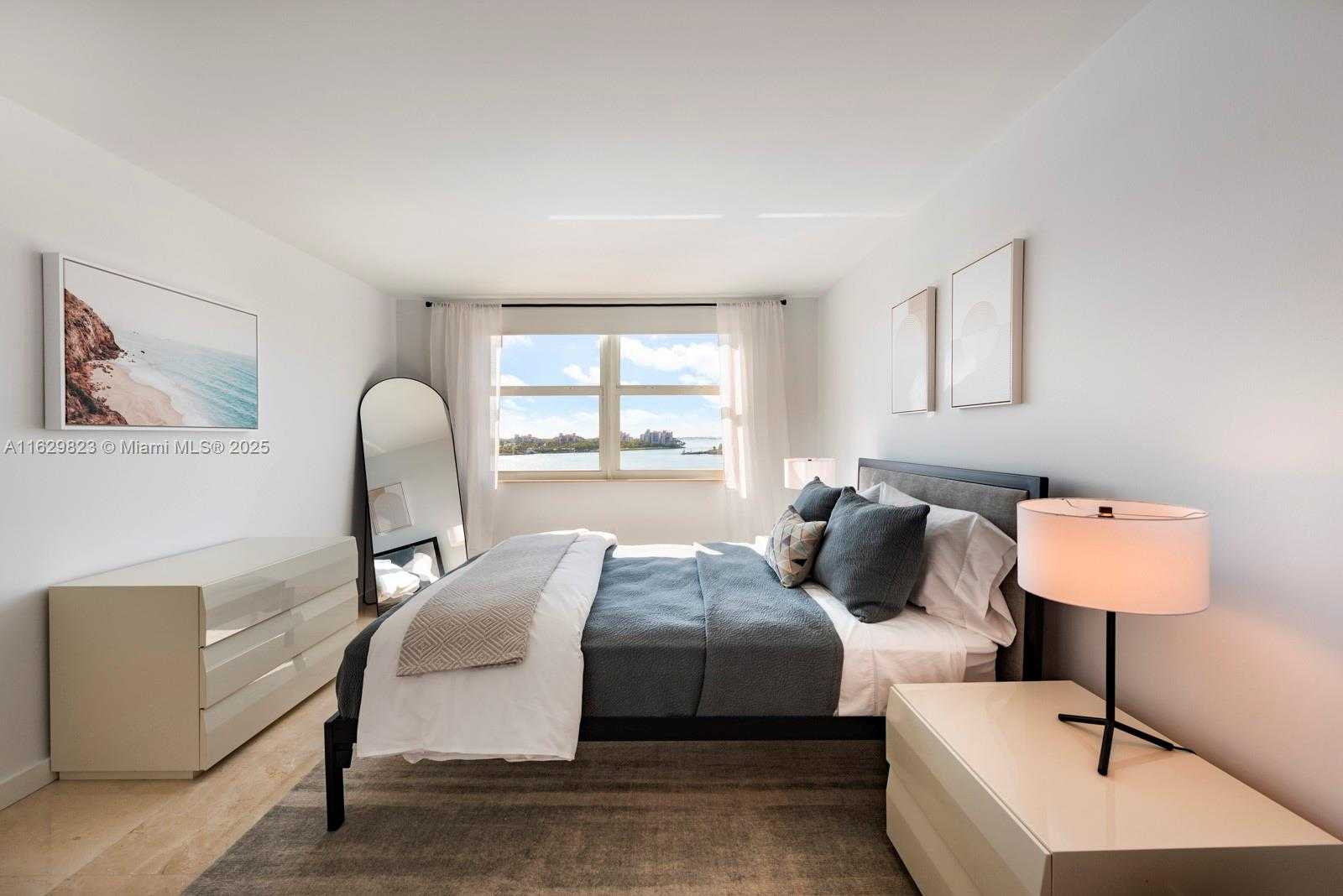 Small Image of 90 ALTON RD #902, Miami Beach Number 16