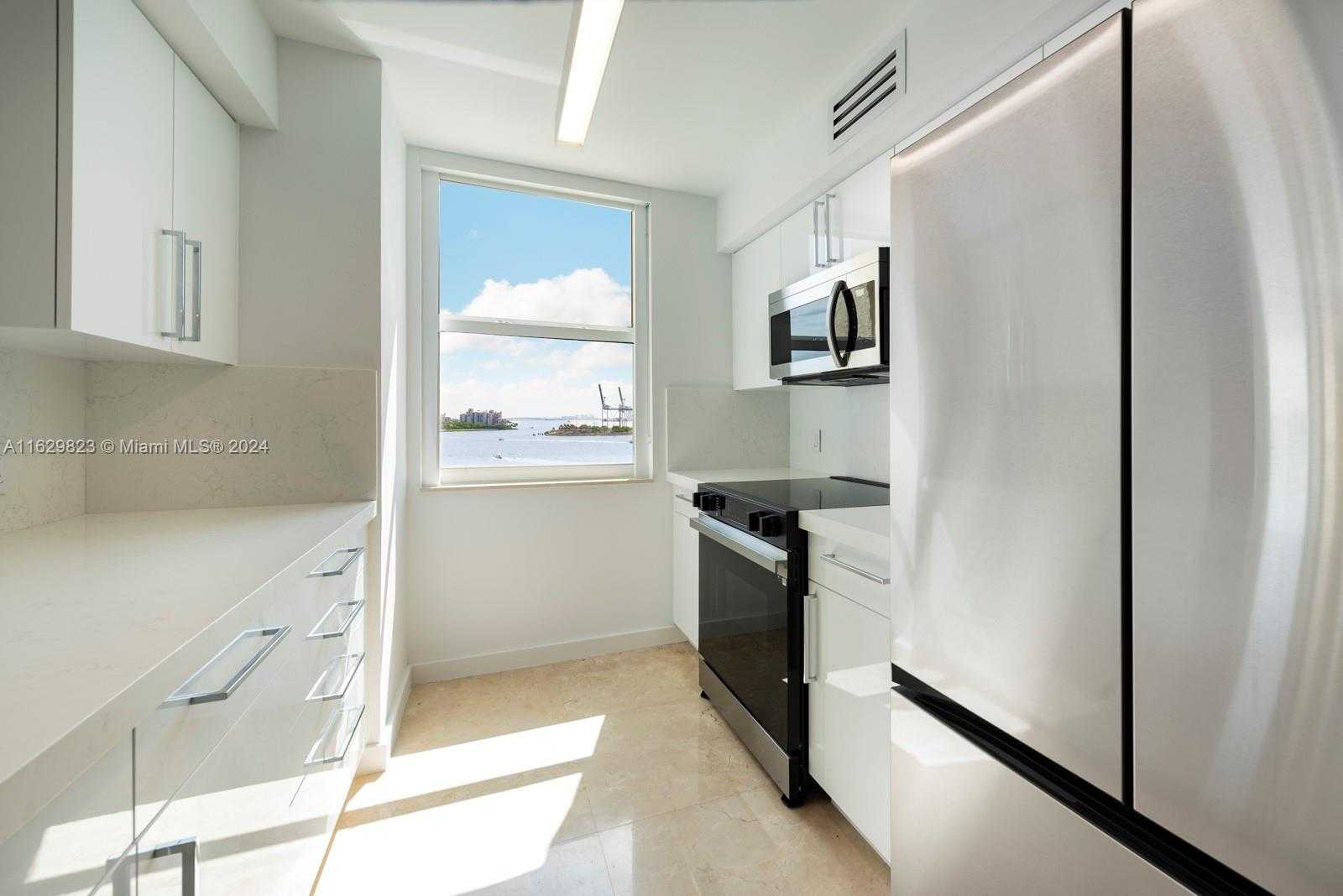 Small Image of 90 ALTON RD #902, Miami Beach Number 19