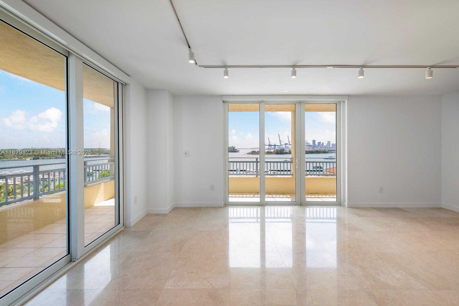 Small Image of 90 ALTON RD #902, Miami Beach Number 32